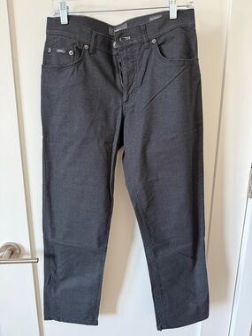 Men's Straight Jeans in Charcoal Black
